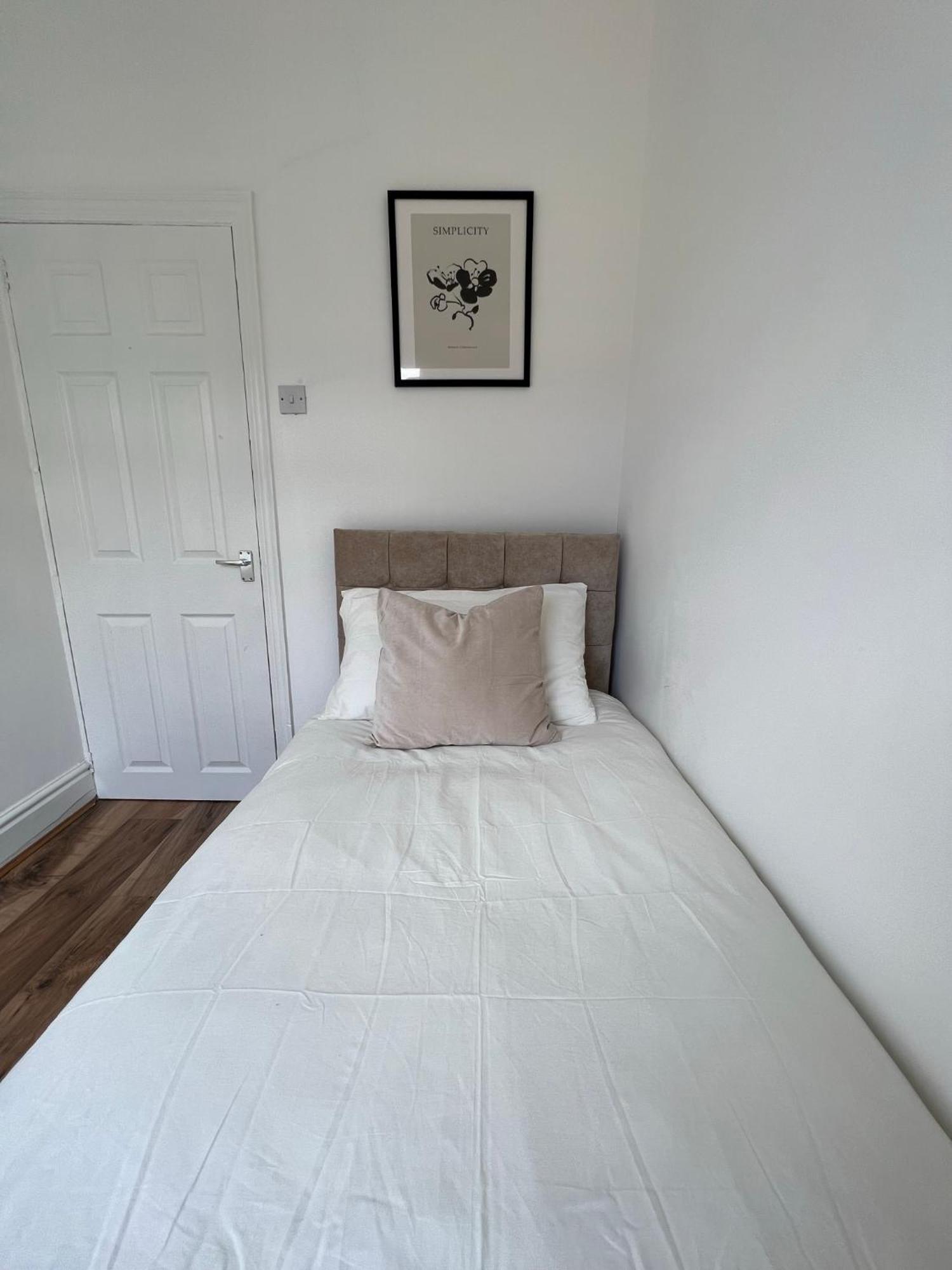 2025 Award Winner Liverpool Ivy House - 4 Bedrooms Екстер'єр фото