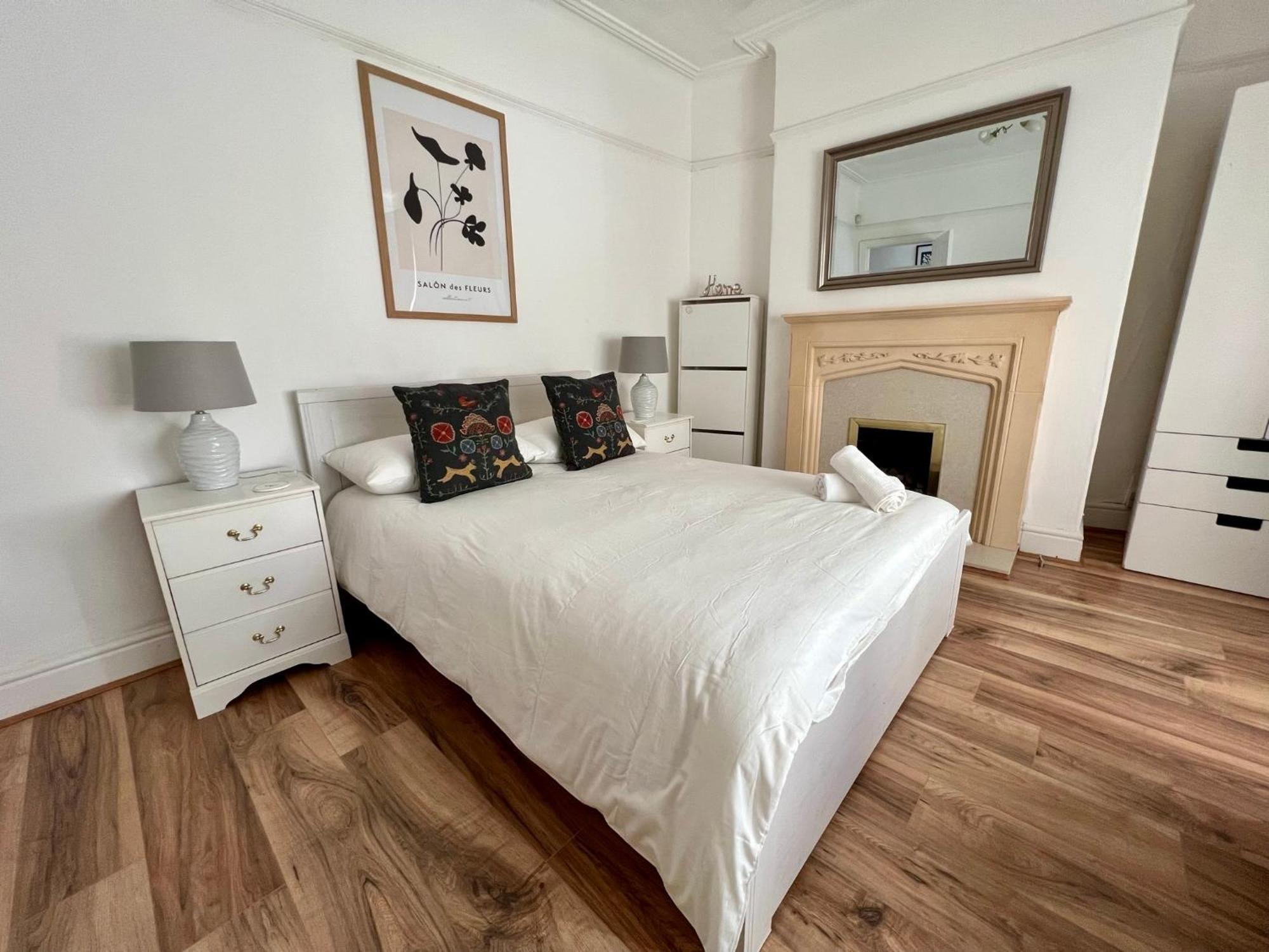 2025 Award Winner Liverpool Ivy House - 4 Bedrooms Екстер'єр фото