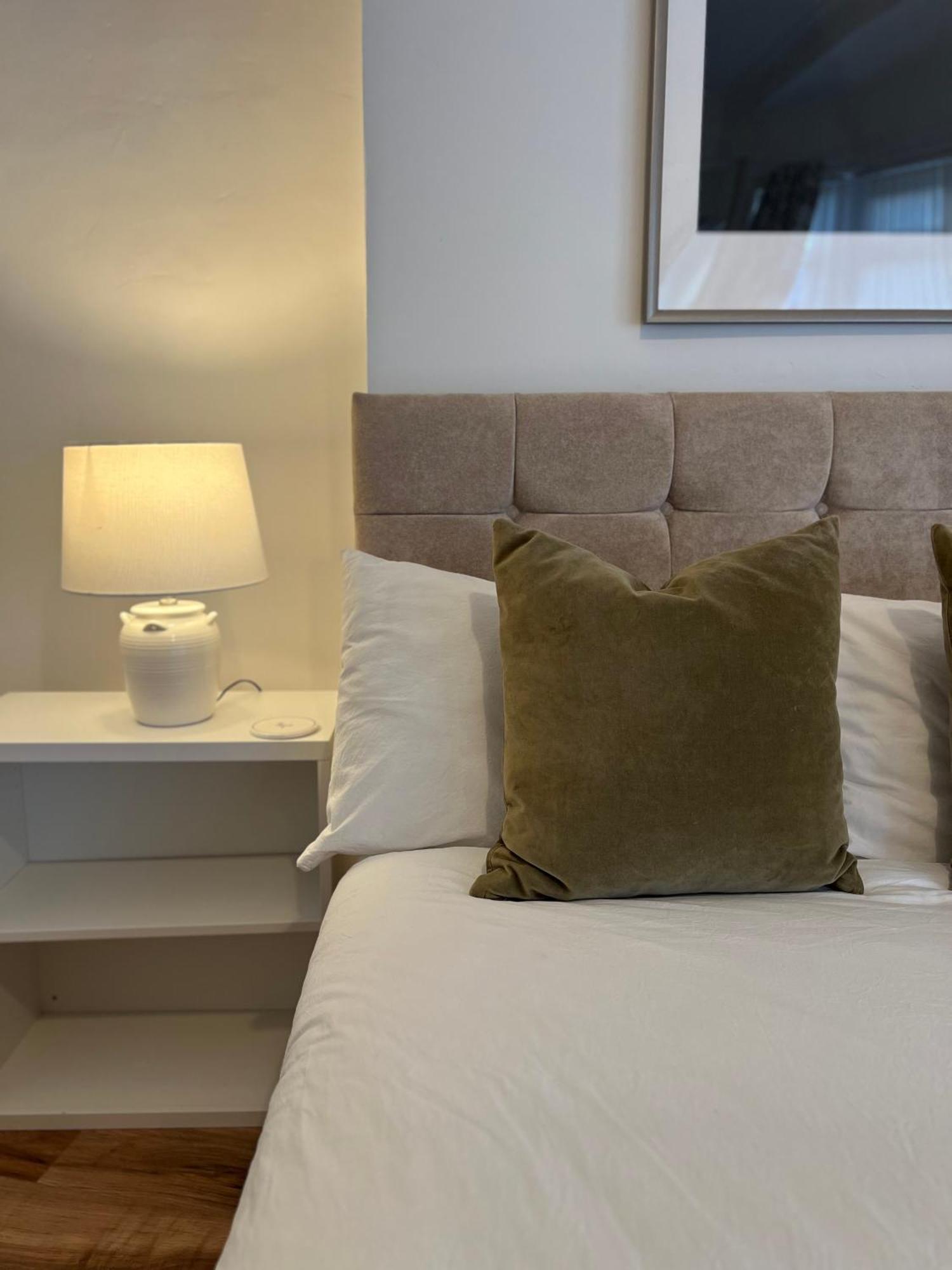 2025 Award Winner Liverpool Ivy House - 4 Bedrooms Екстер'єр фото
